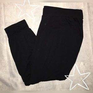 Black Yoga Pants/Capris